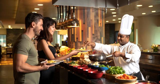 Towers-Rotana-BUFFET