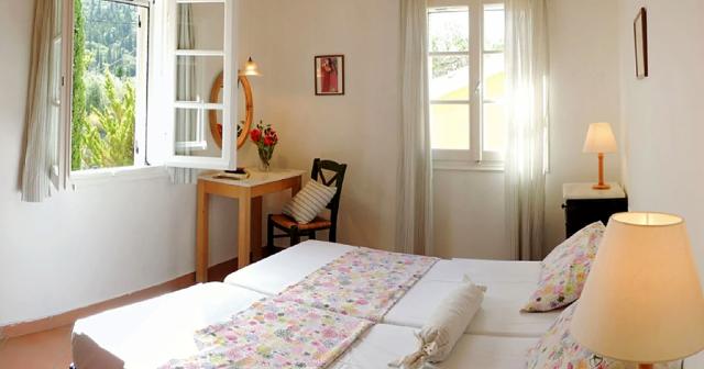 Ilex-ROOM-03