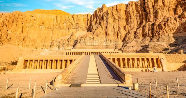 Nile-Cruise-Hrg-Luxor-Aswan-8-Days-HATSHEPSUT-TEMPLE