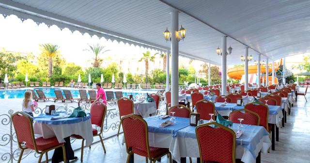 Pine-House-RESTAURANT-TERRACE