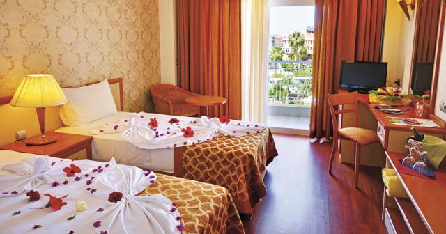 Pine-House-ROOM