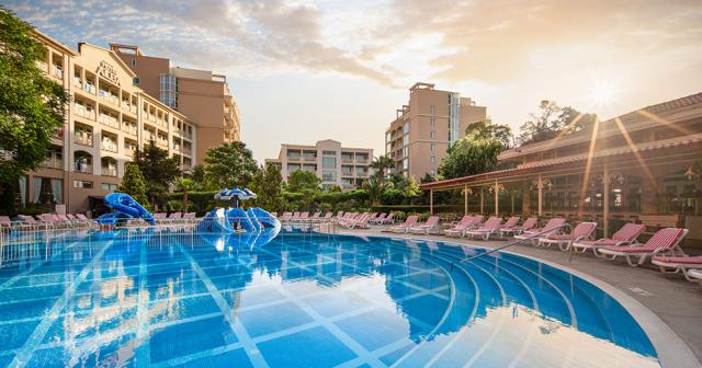 Alba-Sunny-Beach-POOL-03