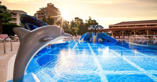 Alba-Sunny-Beach-POOL