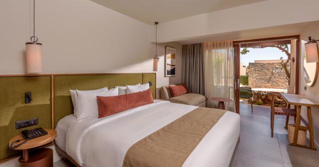 Blue-Sea-Beach-Affiliated-By-Melia-2025-Junior-Suite-Garden