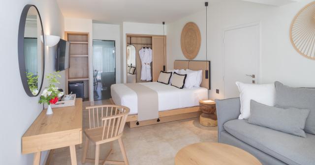 Blue-Sea-Beach-Affiliated-By-Melia-SUITE-WITH-PRIVATE-POOL-2025
