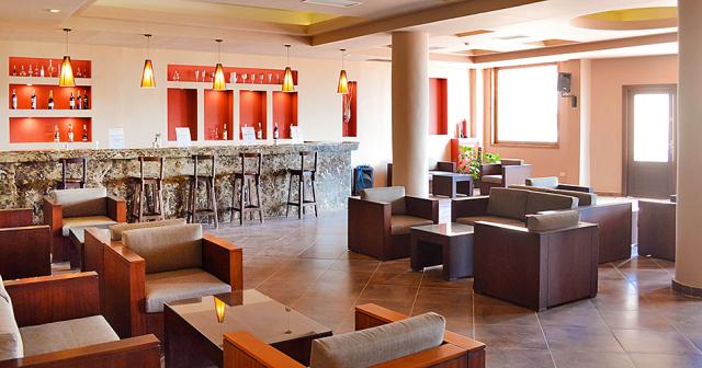Viva-Blue-Soma-Bay-Resort-BAR