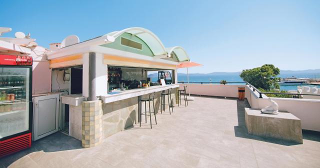 Kosta-Palace-ROOFTOP-TERRACE-2025-02
