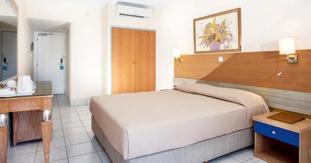 Kosta-Palace-ROOM-TWIN-HARBOR-VIEW-2025-01
