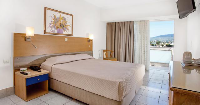 Kosta-Palace-ROOM-TWIN-HARBOR-VIEW-2025-02