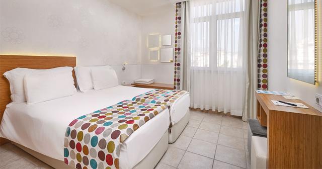 Sunpark-Garden-2023-FAMILY-ROOM-01