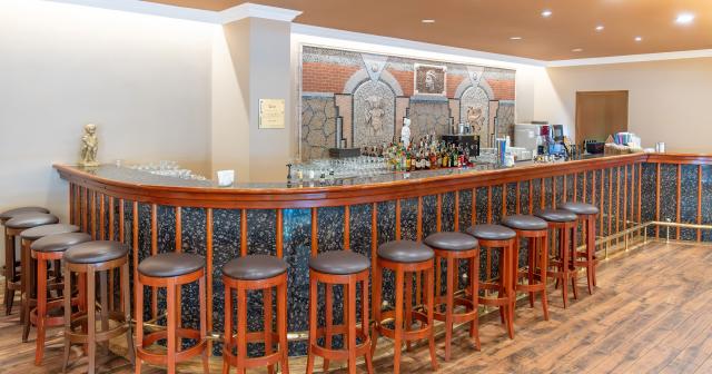 Miramare-Queen-BAR-2024-02