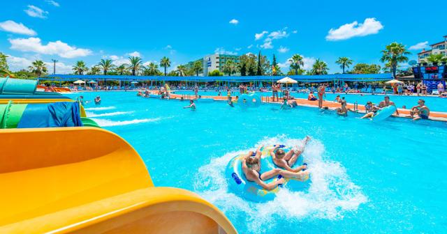 Vonresort-Elite-AQUAPARK-Vonresort-Golden-Beach-03