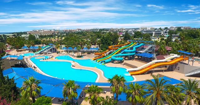 Vonresort-Elite-AQUAPARK-Vonresort-Golden-Beach-04