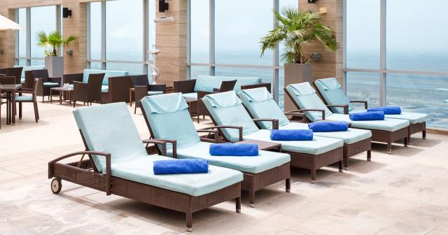 Royal-M-Hotel-Resort-Al-Agah-TERASSE-02