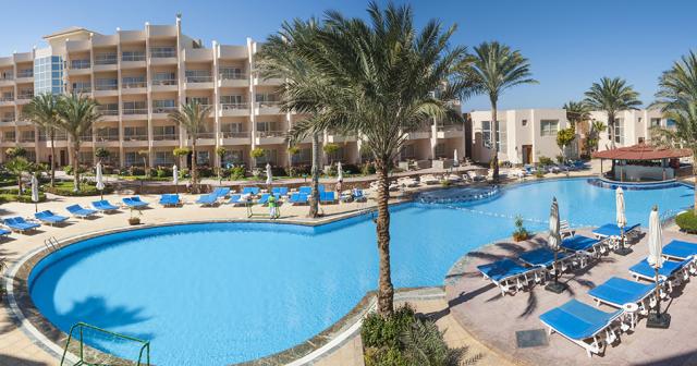 Sea-Star-Beau-Rivage-POOL-2
