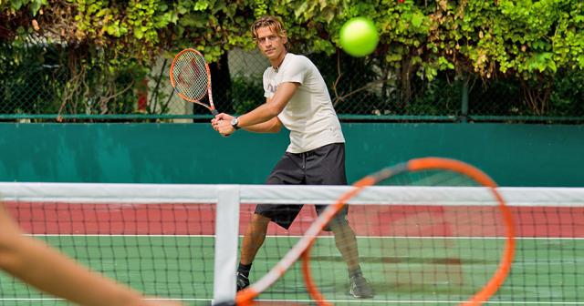 Kurumba-Maldives-TENNIS