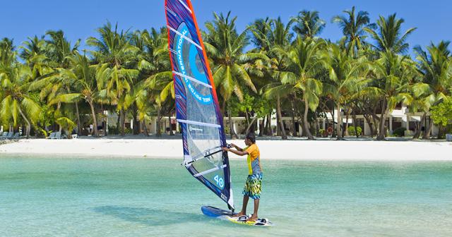 Kurumba-Maldives-WATERSPORT