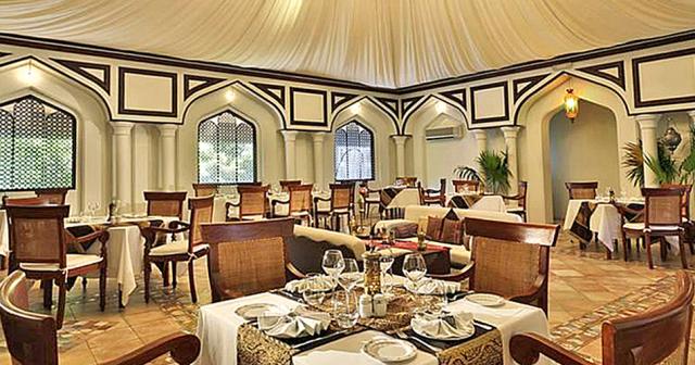Kurumba-Maldives-RESTAURANT