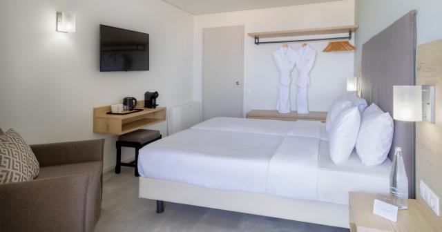 Sol-Marina-Beach-2024-PREMIUM-ROOM-SEA-VIEW