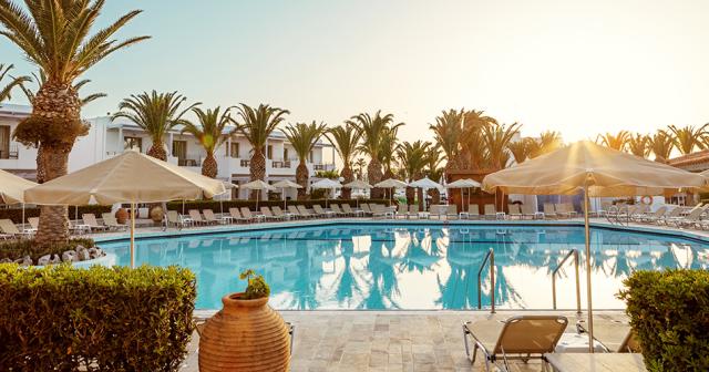 Sol-Marina-Beach-POOL-NEW-02