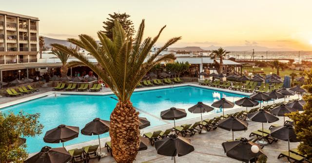 Sol-Marina-Beach-2024-POOL-01