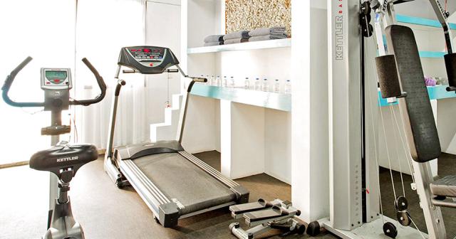 Kamari-Beach-GYM