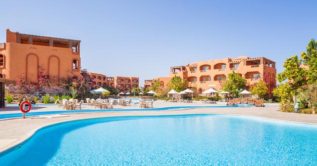 Garden-Dream-Lagoon-Beach-Resort-POOL-3