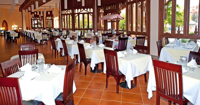 Garden-Dream-Lagoon-Beach-Resort-RESTAURANT-04
