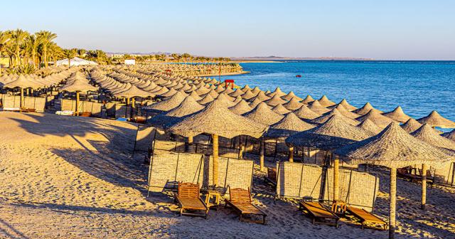 Emerald-Lagoon-Resort-and-Aqua-Park-BEACH