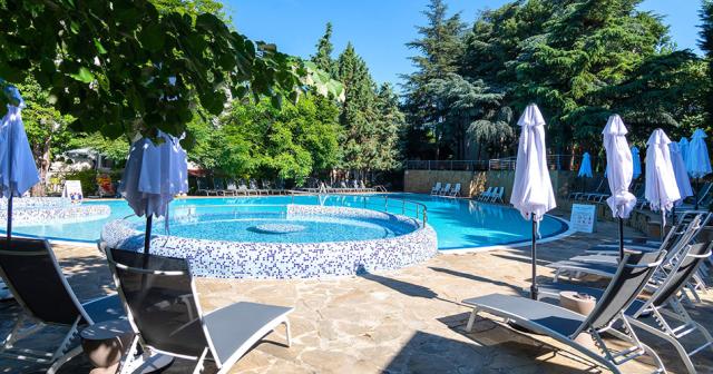 Excelsior-POOL