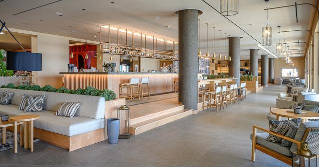 Creta-Maris-Resort-LOUNGE-BAR-2023-02