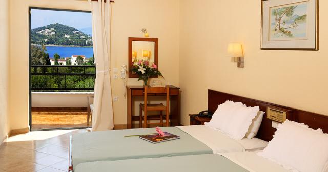 Paradise-STANDARD-ROOM-OLD-TYPE-02