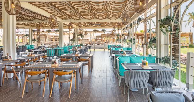 Tinanic-Deluxe-Lara-OUTDOUR-SNACK-RESTAURANT-01