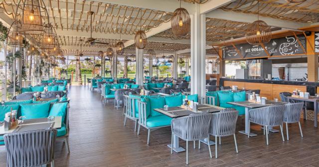 Tinanic-Deluxe-Lara-OUTDOUR-SNACK-RESTAURANT-02