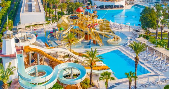 Titanic-Deluxe-Lara-AQUAPARK-2023-01