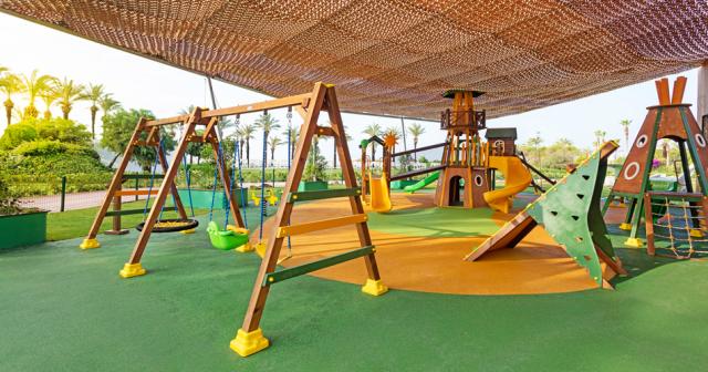 Titanic-Deluxe-Lara-KIDS-CLUB-02-2023
