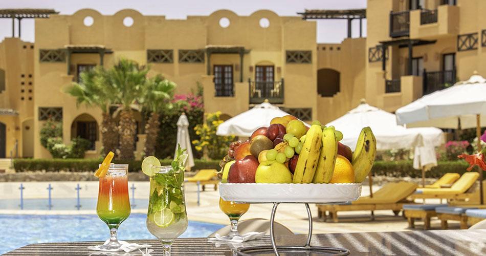 Three-Corners-Rihana-Resort-POOL-BAR-02