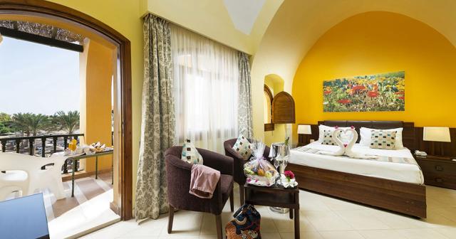 Three-Corners-Rihana-Resort-ROOM-02