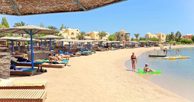 Three-Corners-Rihana-Resort-BEACH-02