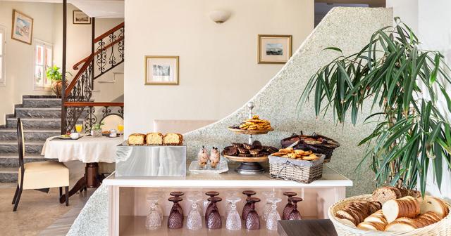 Victoria-Hill-BUFFET-02