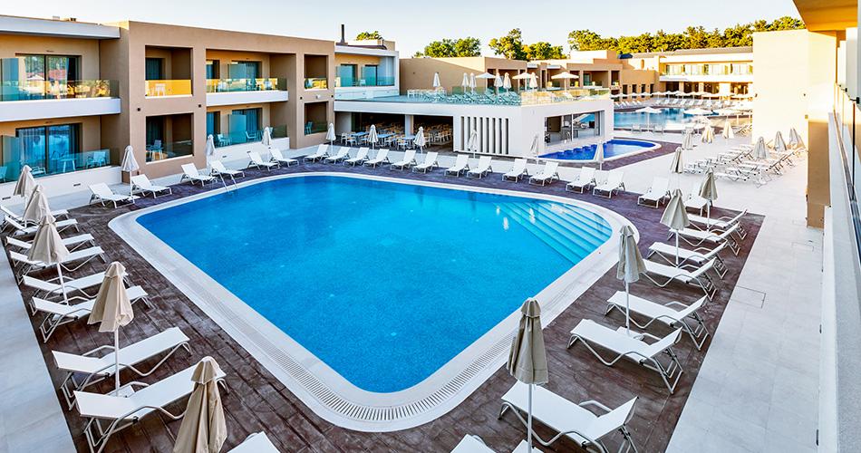 White-Olive-Elite-POOL-01