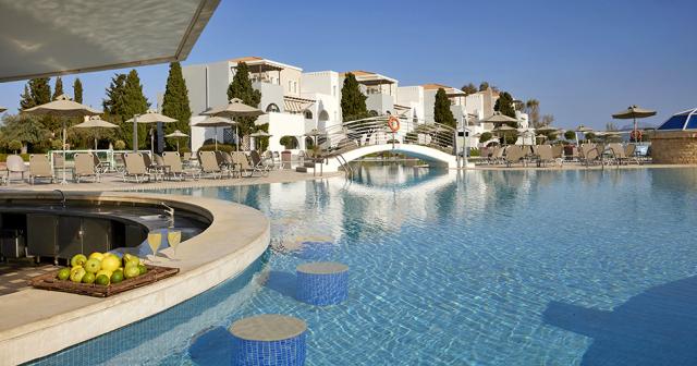 Atlantica-Marmari-Palace-POOL-BAR-02-2023