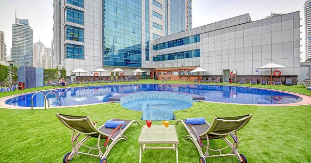 Marina-View-POOL-2