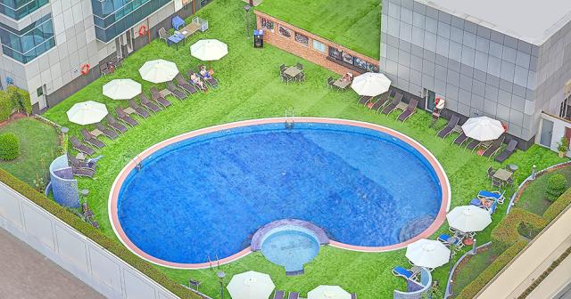 Marina-View-POOL