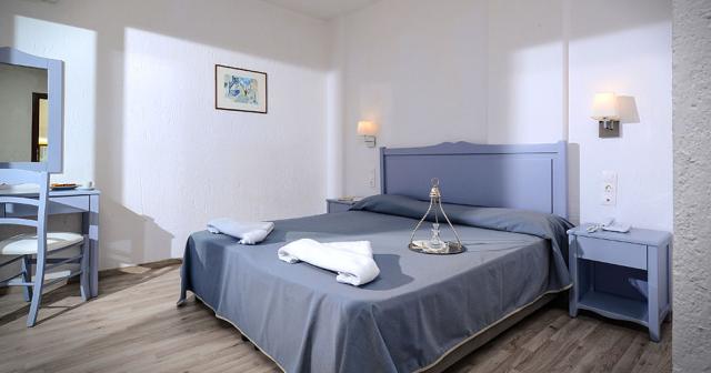 Hersonissos-Village-ROOM-02