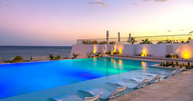 Royal-Azur-Thalassa-POOL