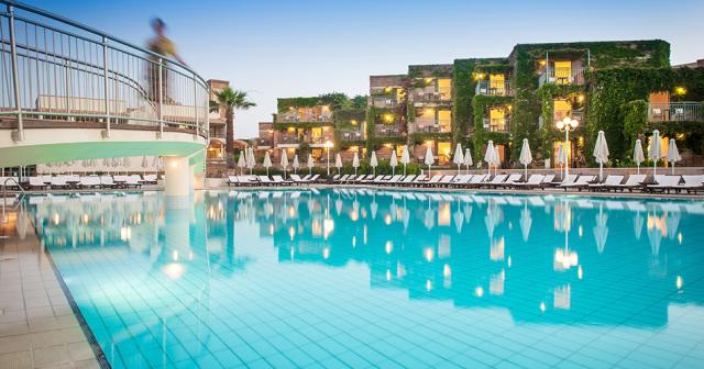 Bella-Beach-POOL-2023