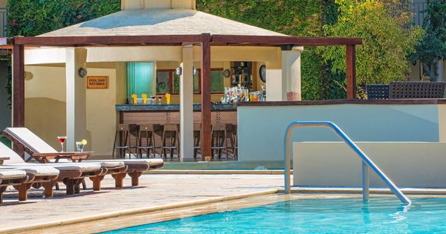 Bella-Beach-POOL-BAR-2023