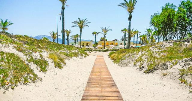 Grecotel-Casa-Paradiso-BEACH-04