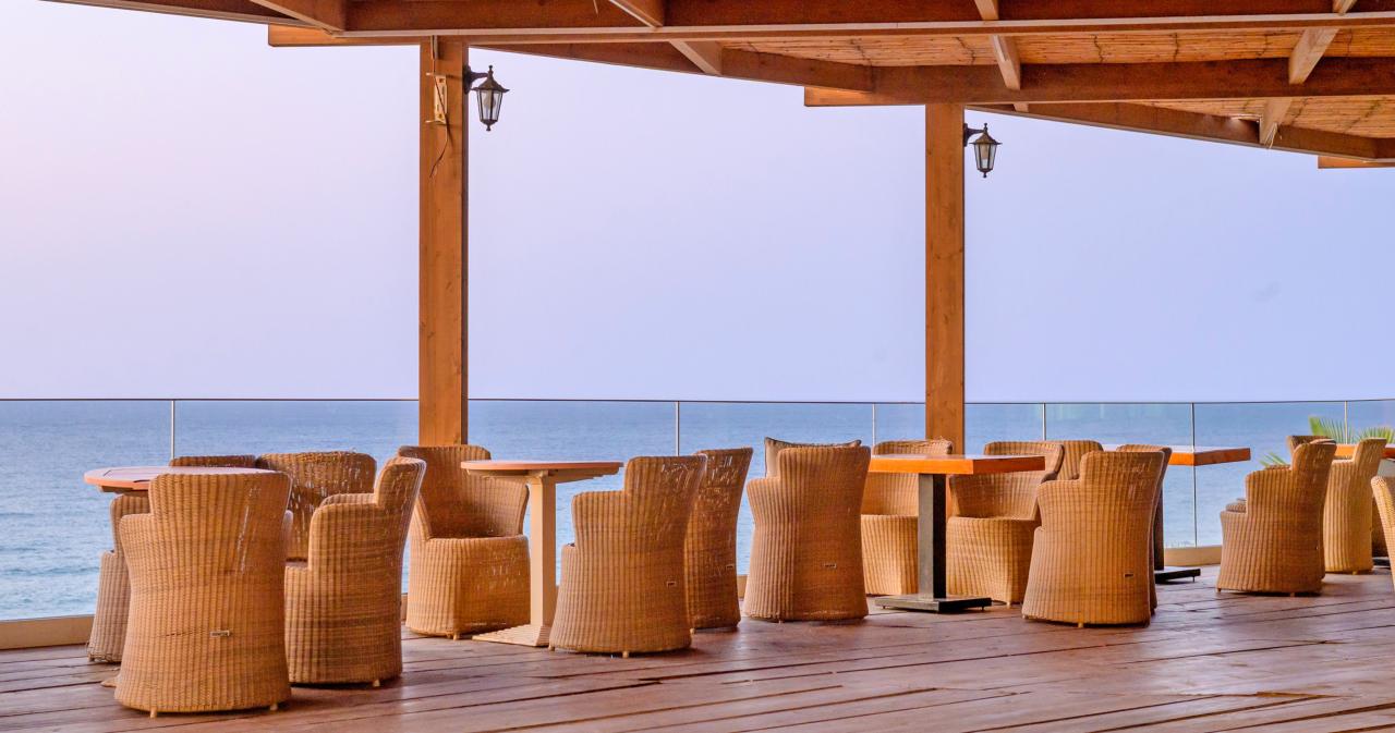 Eri-Village-Sun-Bay-2025-TERRACE